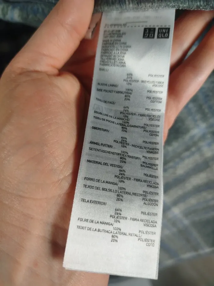 Sur chemise - veste en laine Uniqlo Chemise à carreaux grise A830 - photo numéro 12