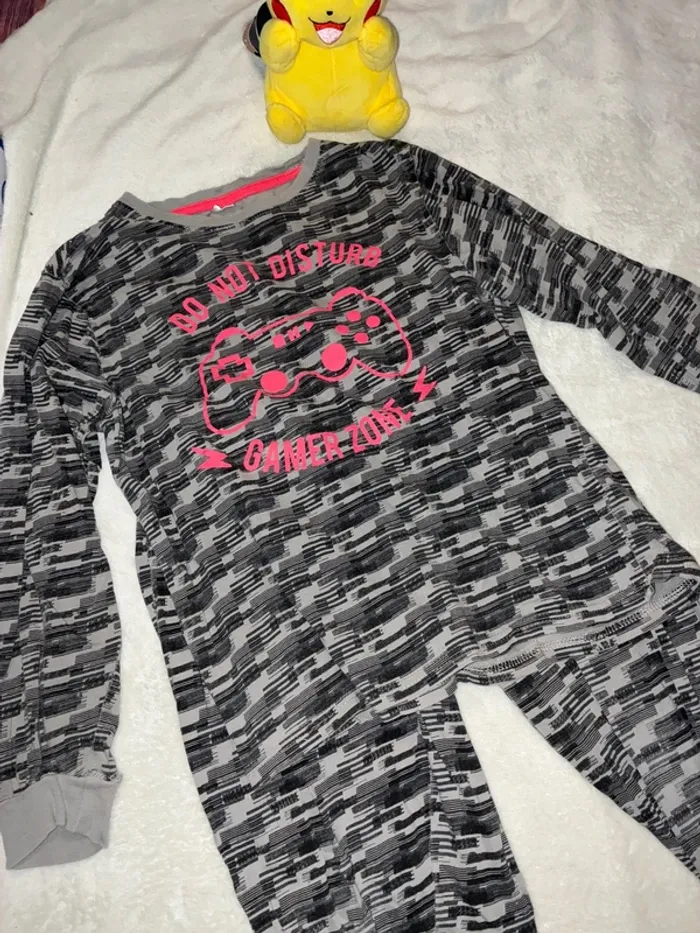Pyjamas - photo numéro 2