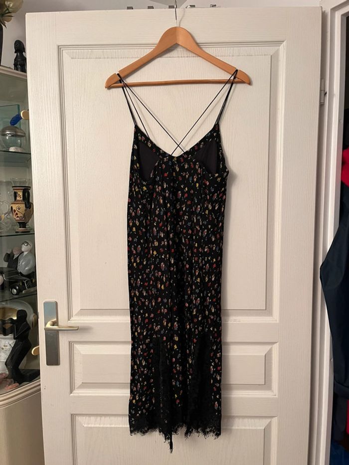 Robe d’été à bretelle noir dos croisé motif fleurs marque mo&co taille s - photo numéro 2