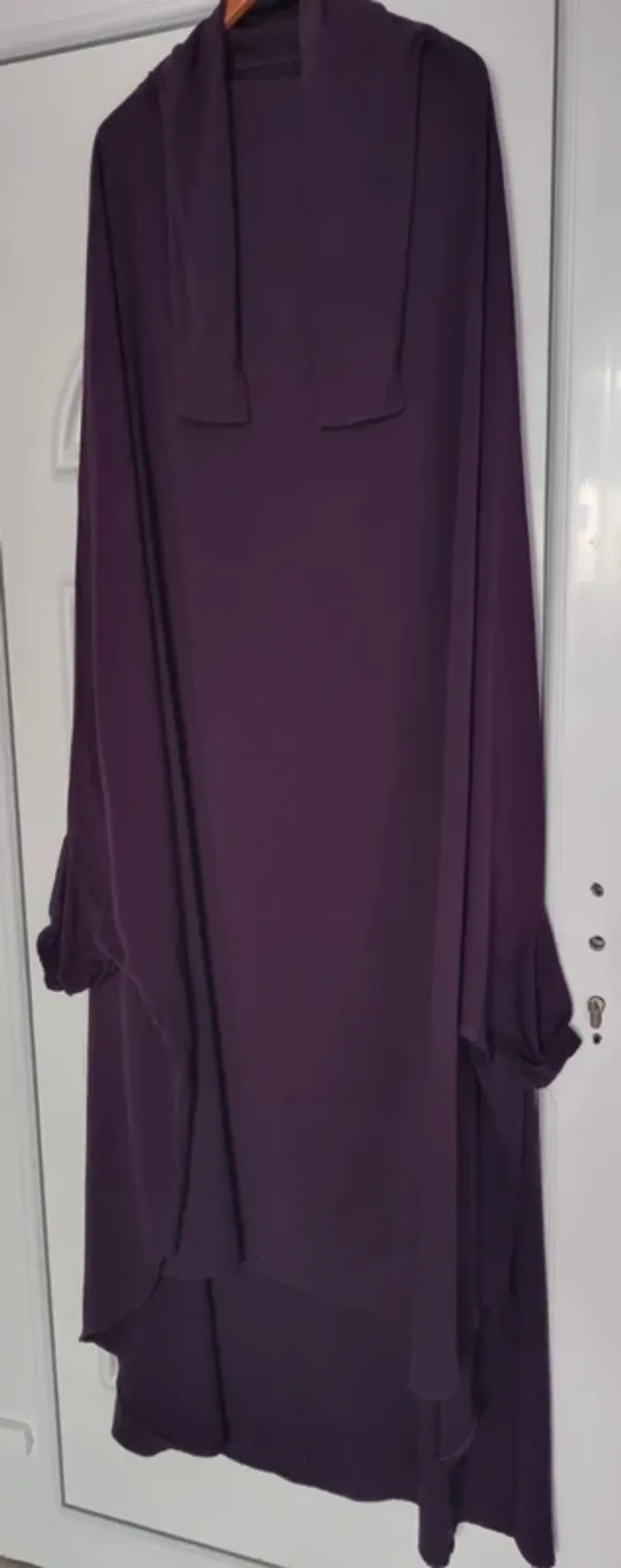 Jilbeb 2 pièces cape et jupe aubergine - photo numéro 2