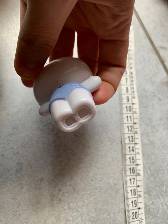 Figurine sanrio hello kitty cœur - photo numéro 3