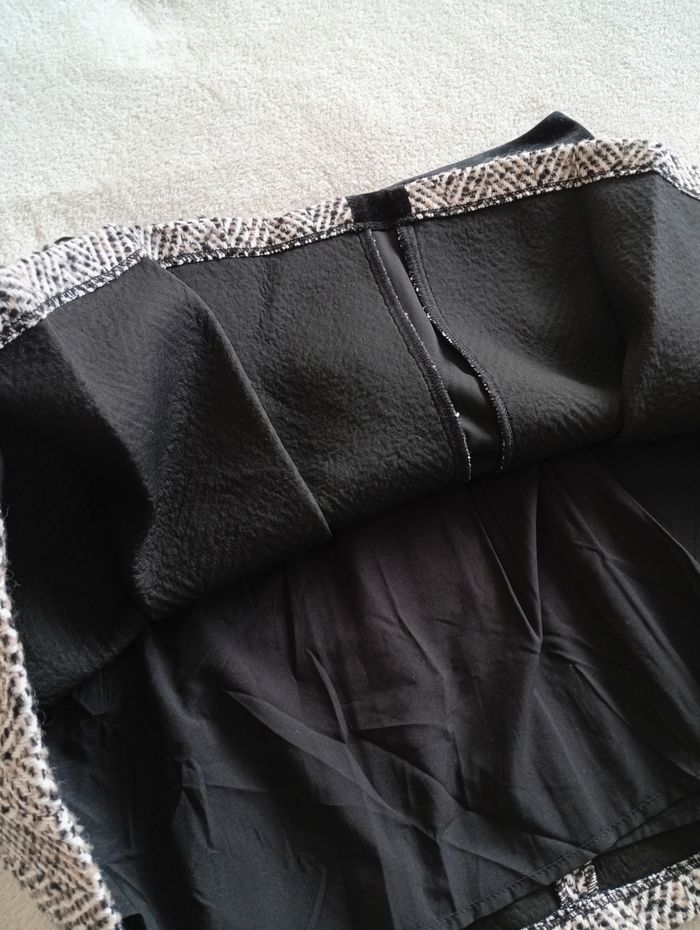 Jupe plissée en tweed. Motf 36 - photo numéro 5