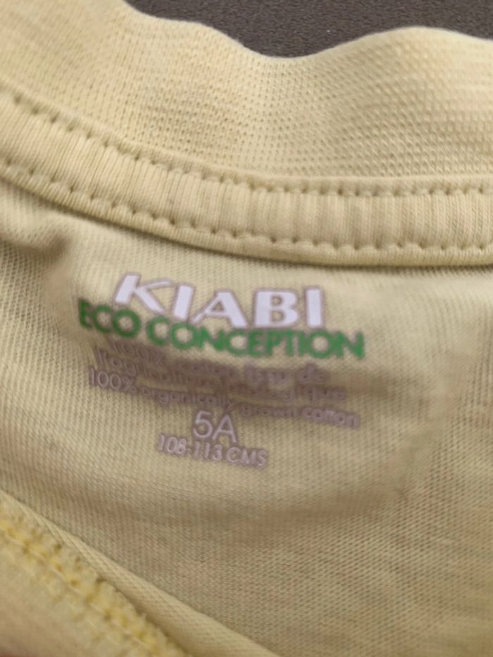 Tshirt fille 👧 - photo numéro 2