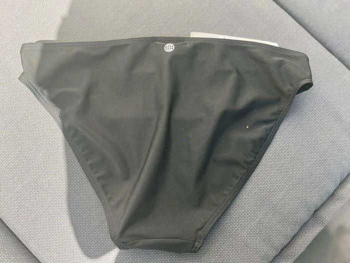 Slip de bain noir taille 42 - photo numéro 2
