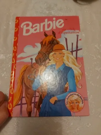 Livre Barbie au club d'équitation