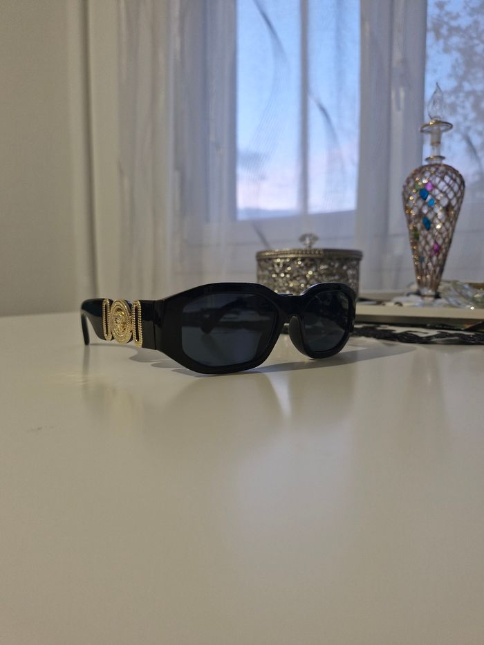 Lunette de soleil versace - photo numéro 2