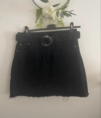 🌸mini Jupe noir en jeans avec ceinture  taille 38 bershka 🌸