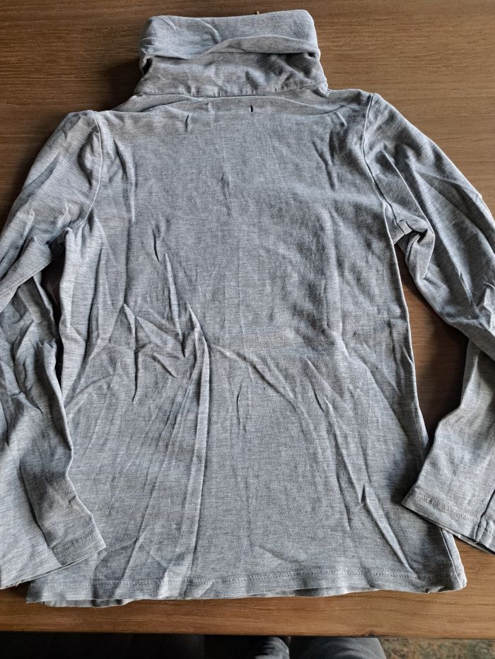 Sous pull okaidi 8 ans - photo numéro 4