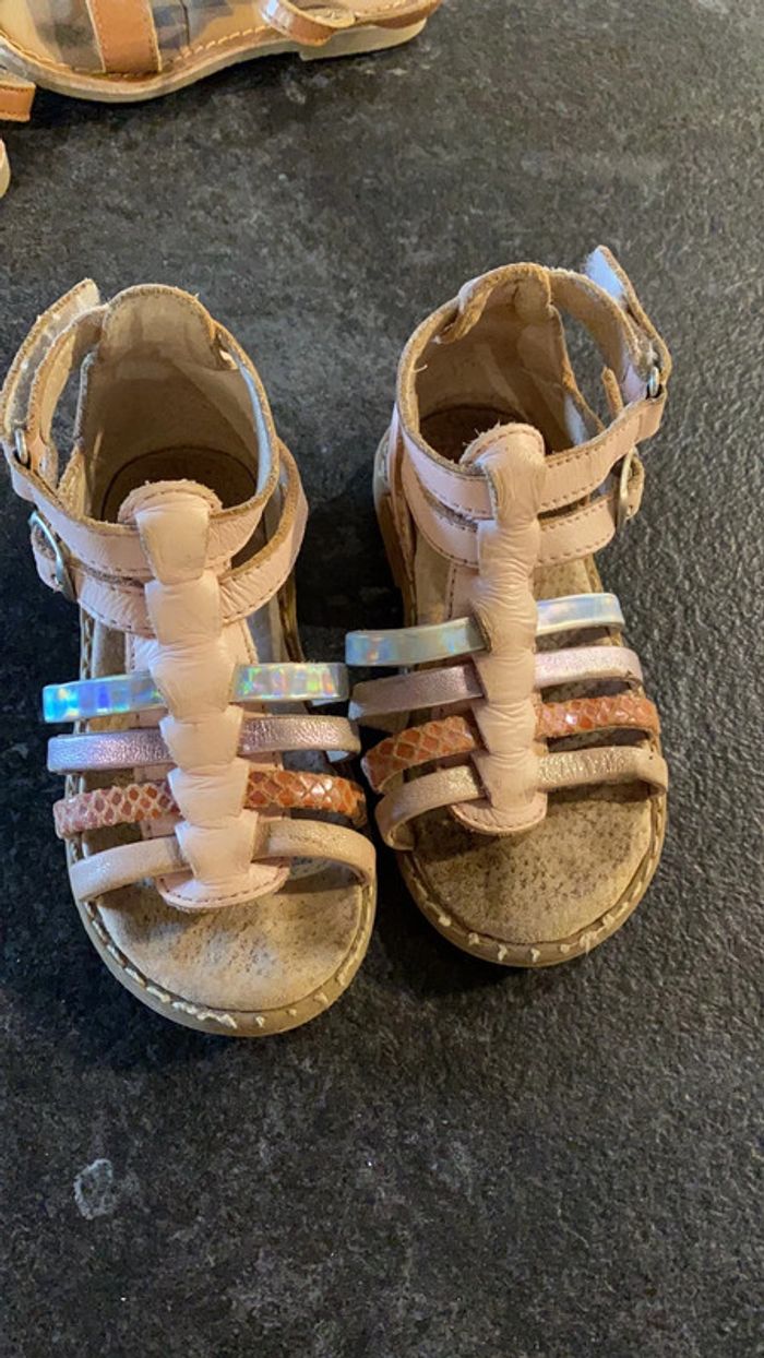 Sandales ,nus pieds chaussures filles taille 23