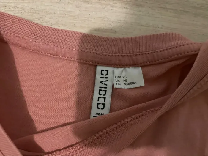 T shirt Divided H&M rose - photo numéro 3