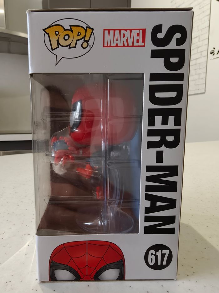 Funko pop Marvel Spiderman WEB (Disneyland) 617 - photo numéro 2