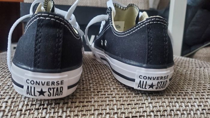 CONVERSE NEUVE NOIR T33 15€ - photo numéro 3