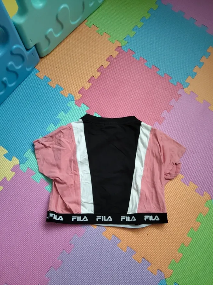 Tee shirt court de sport taille 14 ans - photo numéro 4