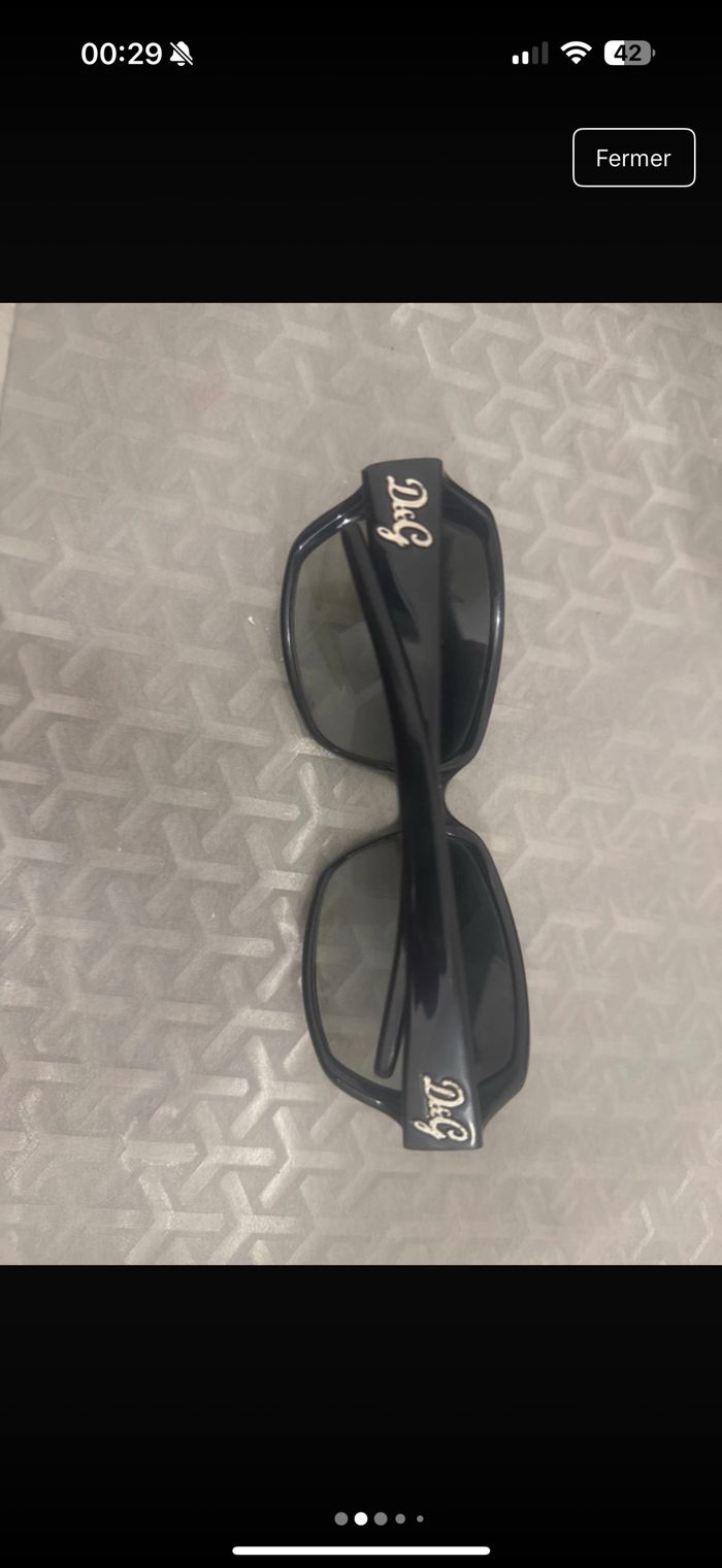 Lunettes  de soleil - photo numéro 2