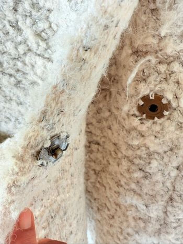 Veste peluche Zara  Fermeture pressions effet boutonnage officier  Deux poches plaquées latérales  Revers aux manches - photo numéro 6