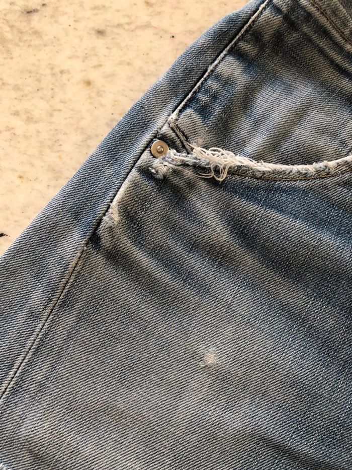 Short en jean Lévis W28 - photo numéro 7