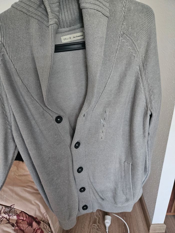 Pull homme neuf