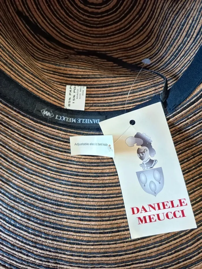 Capeline. Marque Danièle Meucci. - photo numéro 2