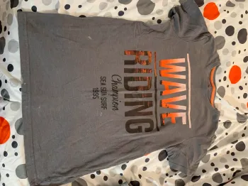 Tee-shirts