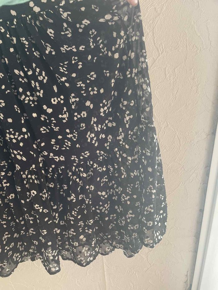 robe noire et blanche - photo numéro 4