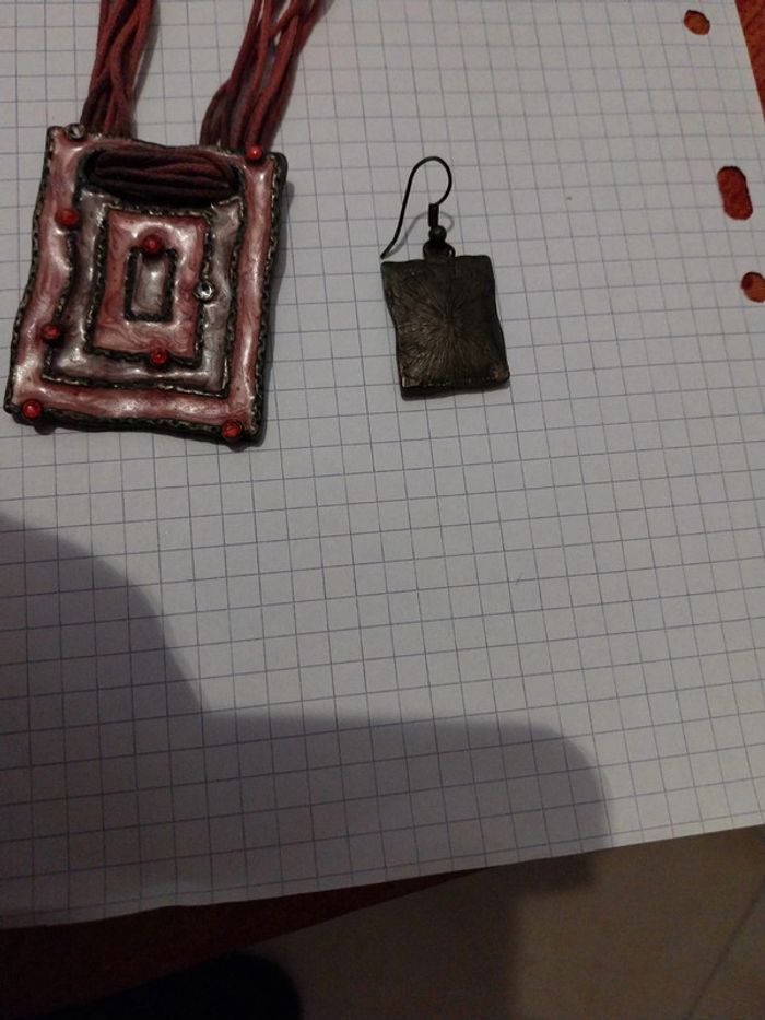 Collier et boucles d'oreilles - photo numéro 4