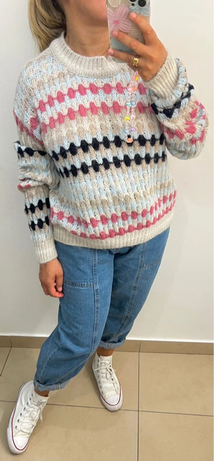 Pull Ba&sh Modèle SATTI  Taille 38 - photo numéro 4