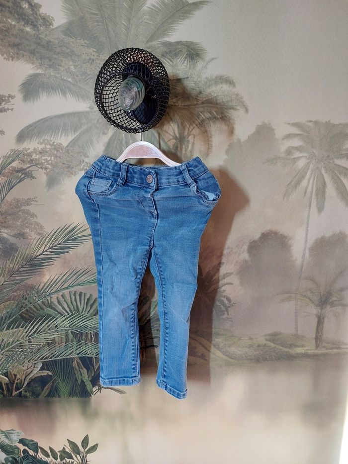 Lot jeans 18- 24 mois - photo numéro 5