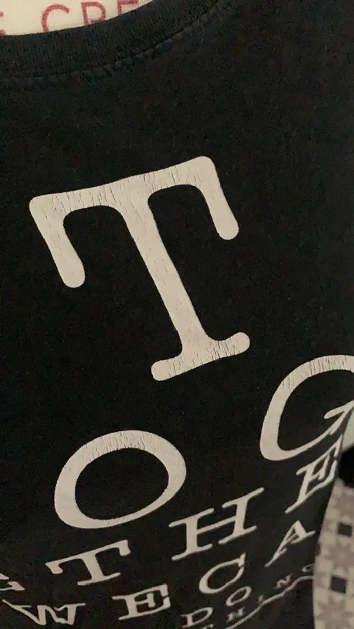 Tee shirt noir - photo numéro 2