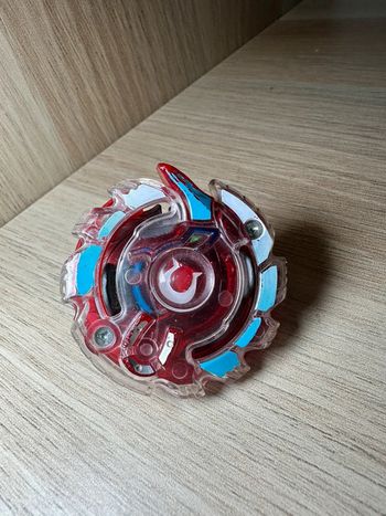 Toupie beyblade unicrest u2