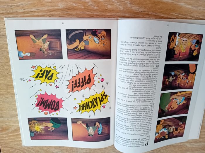 Astérix - Le coup du Menhir L'album du film 1989- Bon état - photo numéro 2