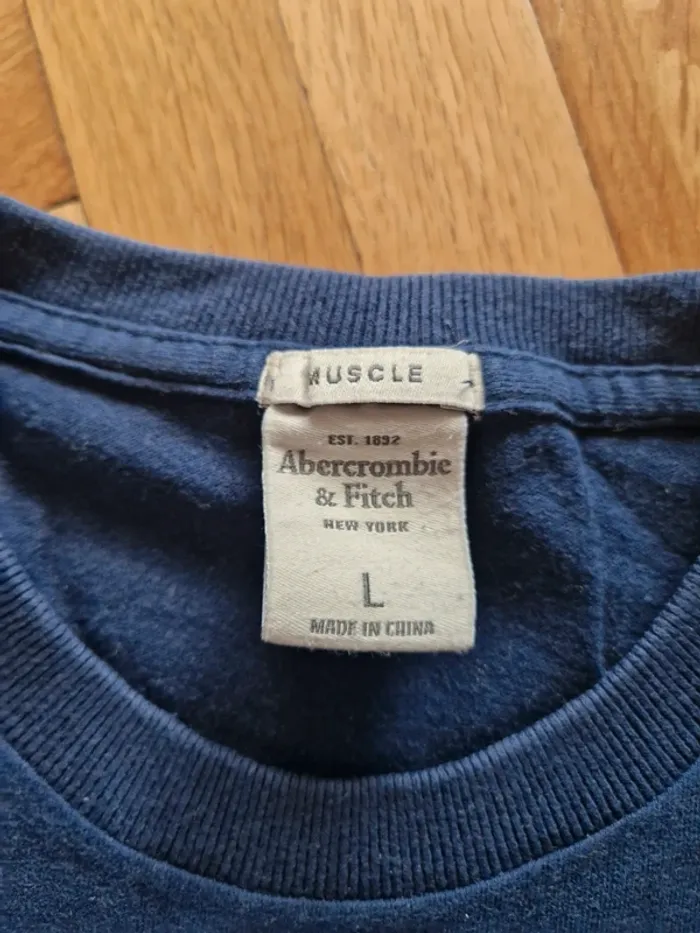 T-shirt  Abercombie - photo numéro 3