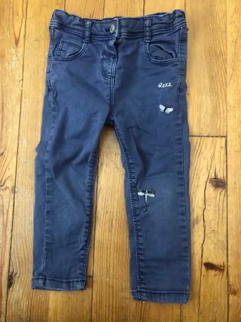 Jean tap 23 mois
