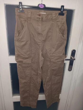 Pantalon cargo beige multi-poches taille 42 casual taille élastique