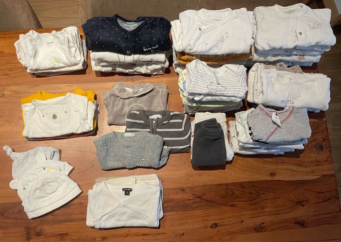 Lot vêtement mixte 1 mois