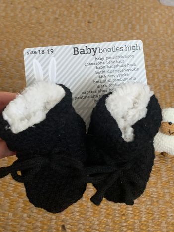 Chaussons chauds bébé taille 18-19