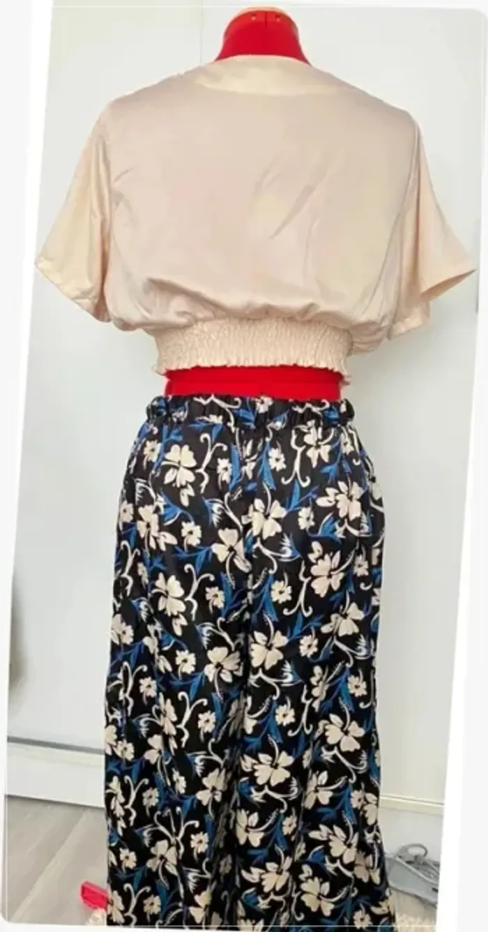 Ensemble pyjama satiné beige fleuri Imprévu - photo numéro 6