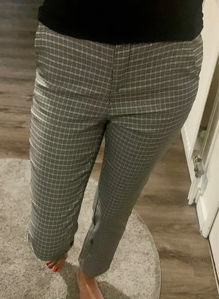 Pantalon à carreaux gris Jennyfer