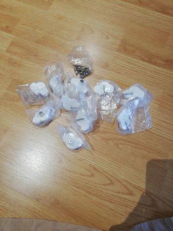 10 boutons commode nuage blanc