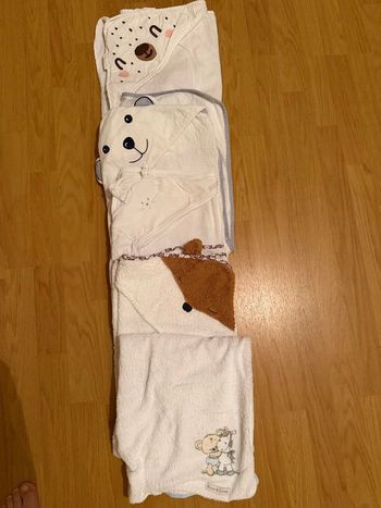 Lot bébé garçon – 5 serviettes de bain + 4 langes + 2 gigoteuses Kiabi