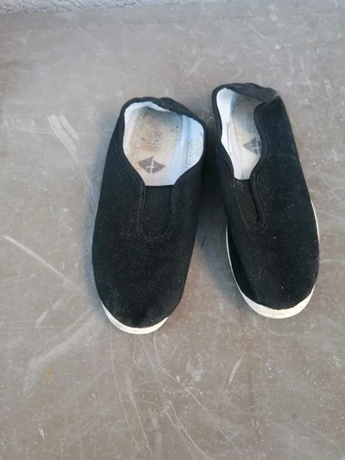 Chaussures enfants du bébé au 32,34,35,36 - photo numéro 18