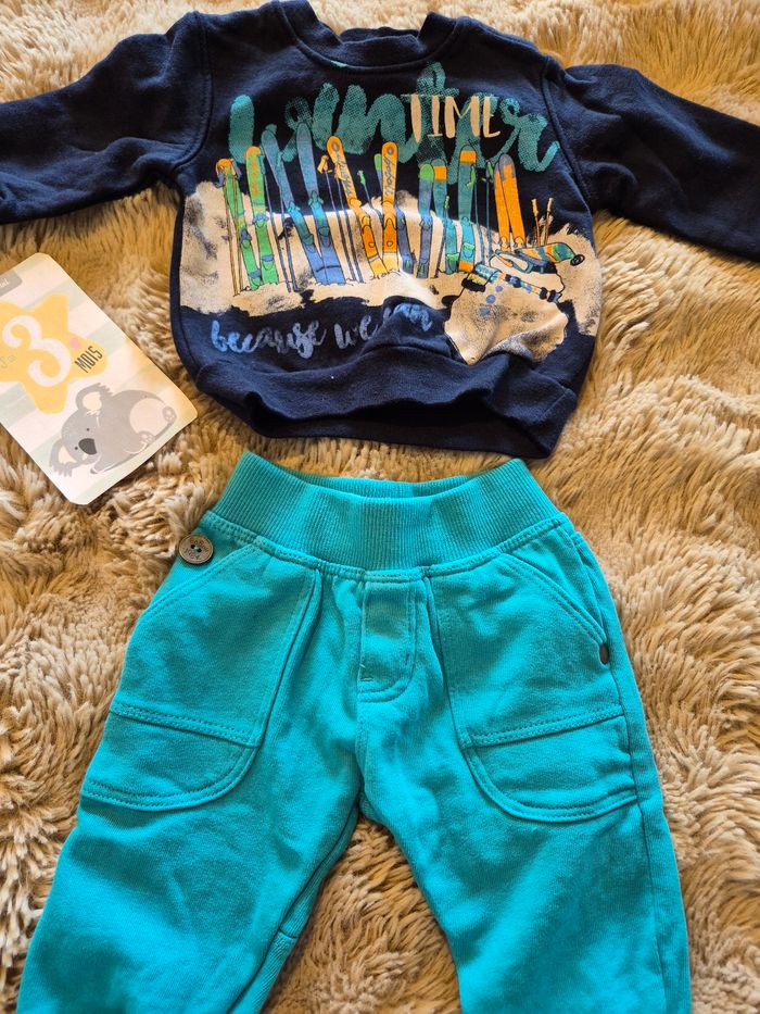 Ensemble avec ski - photo numéro 2