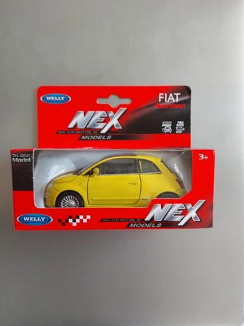 Fiat 500 - jaune