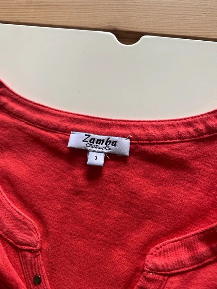 T-shirt taille 3 (42/44) - photo numéro 2