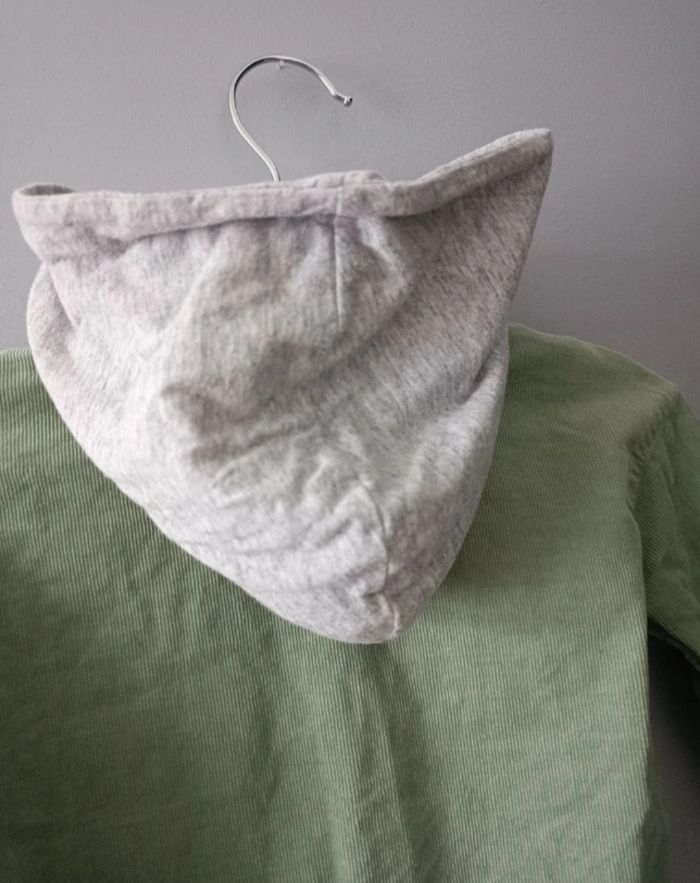 Chemise H&M verte avec capuche – 18mois - photo numéro 5