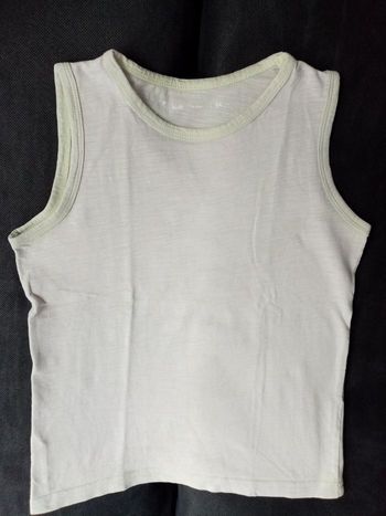 T-shirt sans manches 6 ans 