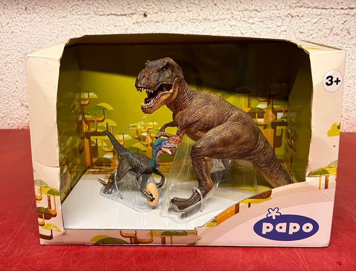 Dinosaures Papo neuf