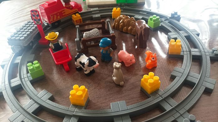 Petit train maison - photo numéro 3