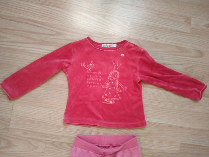 Pyjama chaud. 2 pièces. Filles. La compagnie des petits.
Taille 4 ans - photo numéro 4