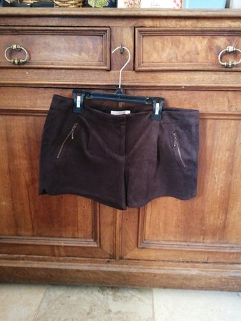 Short femme hiver en 38