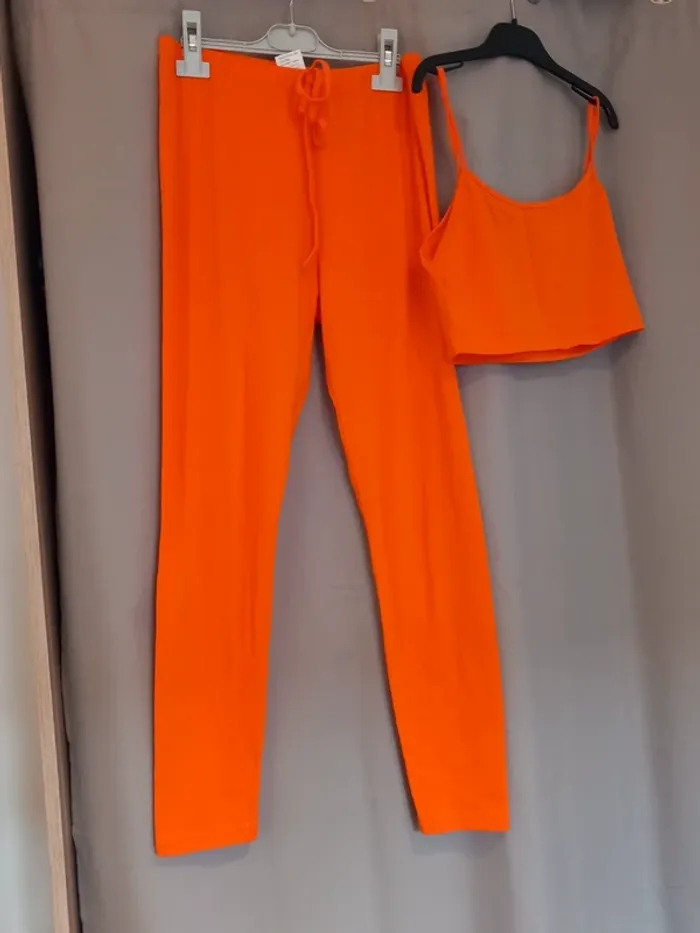 Ensemble orange